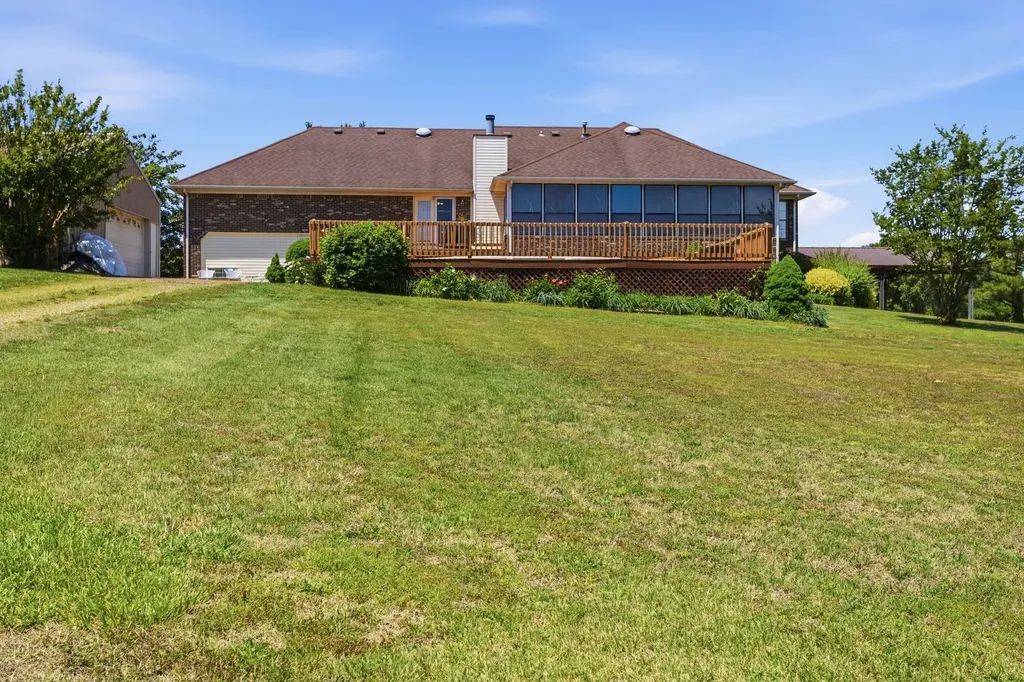 1474 Hardison Road Columbia TN 38401