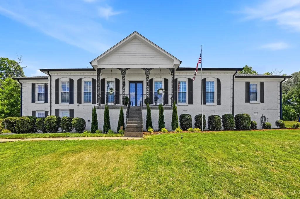 Mount Juliet TN, 116 Catalpa Drive