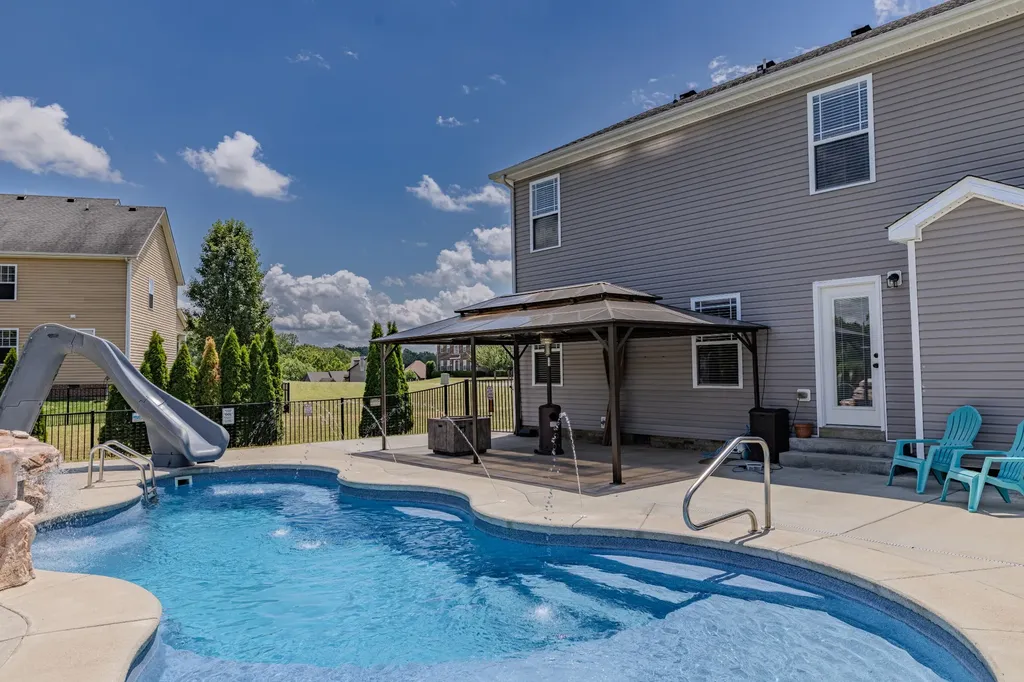 337 Ivy Bend Circle Clarksville TN 37043
