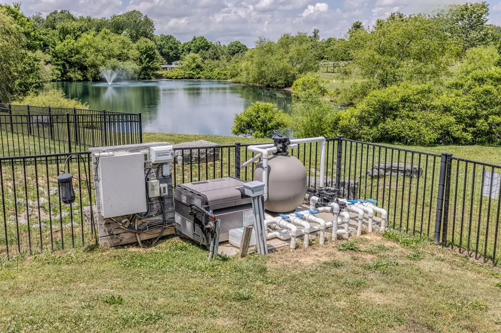 337 Ivy Bend Circle Clarksville TN 37043