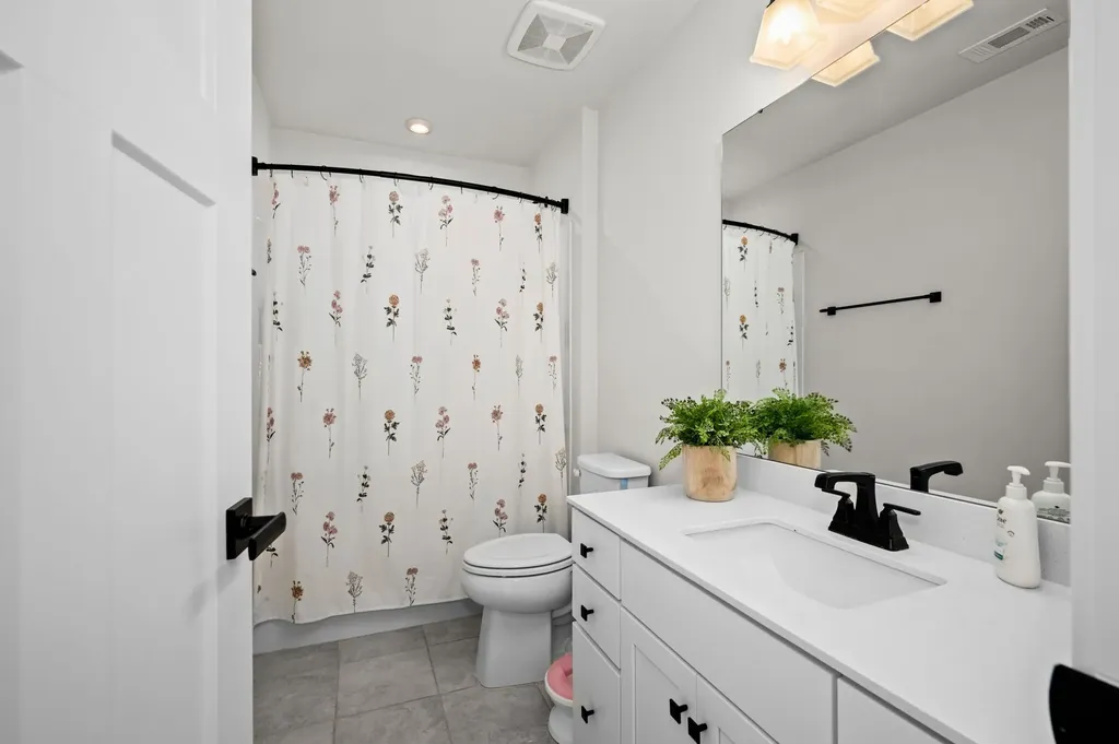 6578 Palm Warbler Drive Murfreesboro TN 37128
