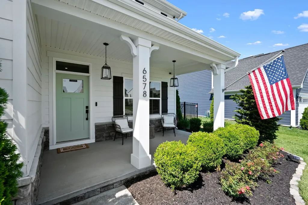 6578 Palm Warbler Drive Murfreesboro TN 37128