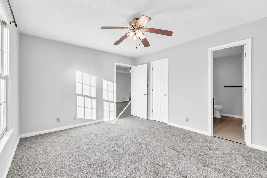 3708 Trenton Road Clarksville TN 37040