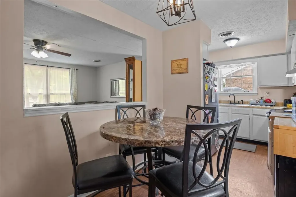 321 Kevin Drive Dickson TN 37055
