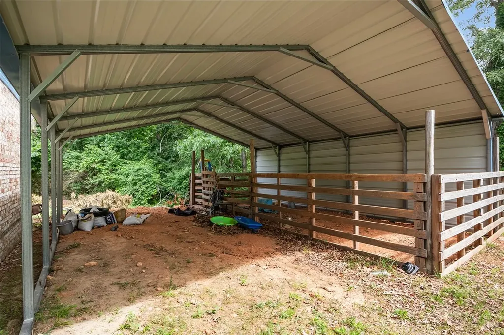 321 Kevin Drive Dickson TN 37055