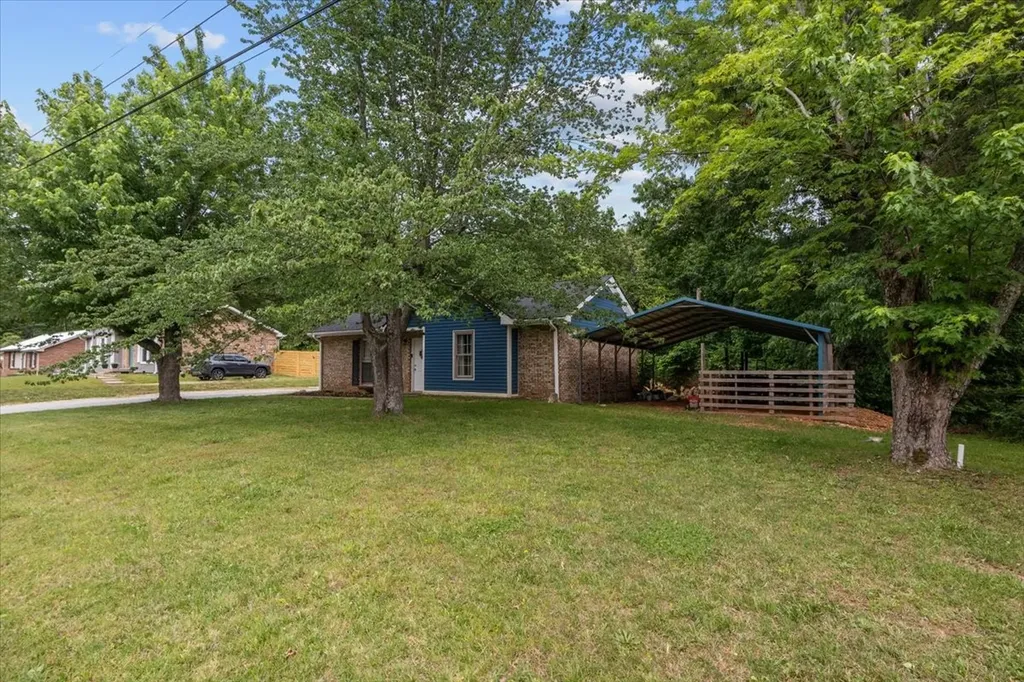 321 Kevin Drive Dickson TN 37055