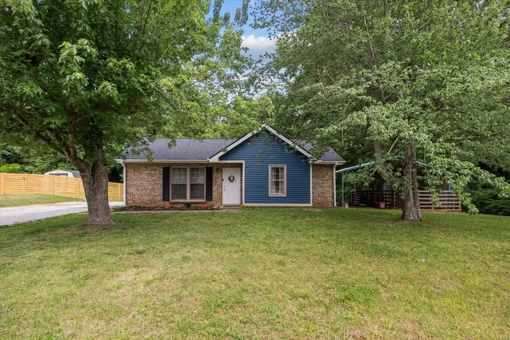 321 Kevin Drive Dickson TN 37055