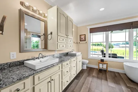 2947 Ellis Road Cedar Hill TN 37032