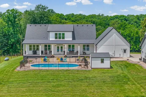 2947 Ellis Road Cedar Hill TN 37032