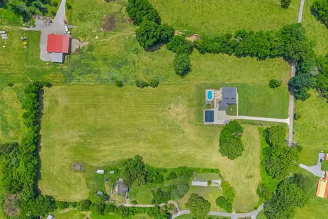 2947 Ellis Road Cedar Hill TN 37032
