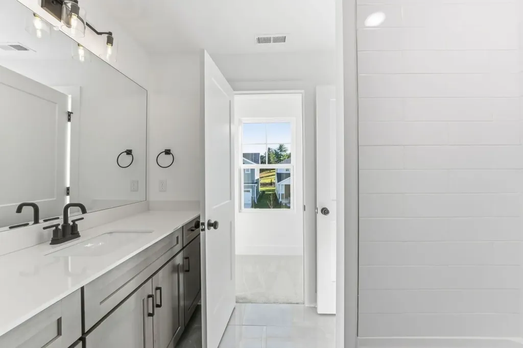 929 Watercourse Court Nashville TN 37214