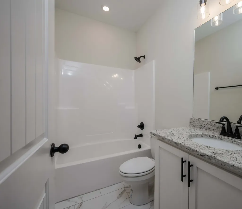5414 Walnut Farms Boulevard Christiana TN 37037