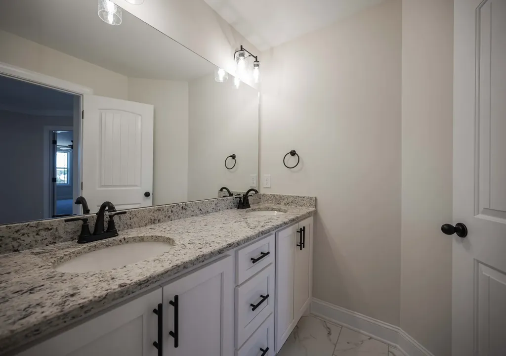 5414 Walnut Farms Boulevard Christiana TN 37037