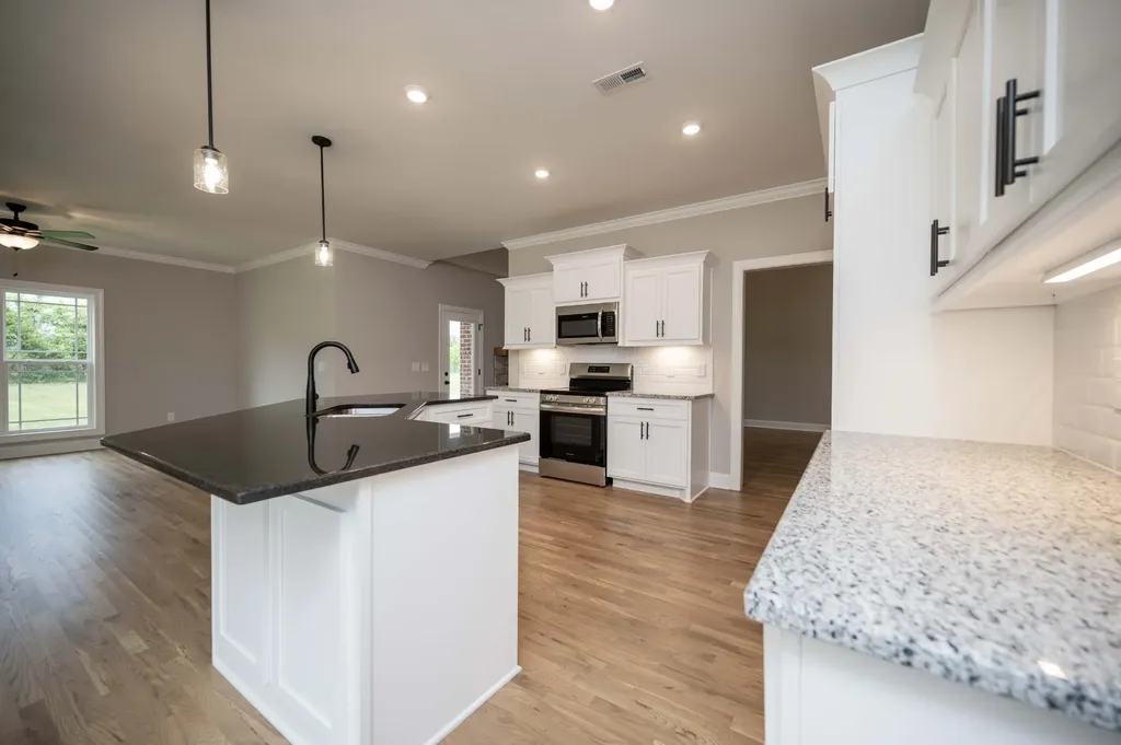 5409 Walnut Farms Boulevard Christiana TN 37037
