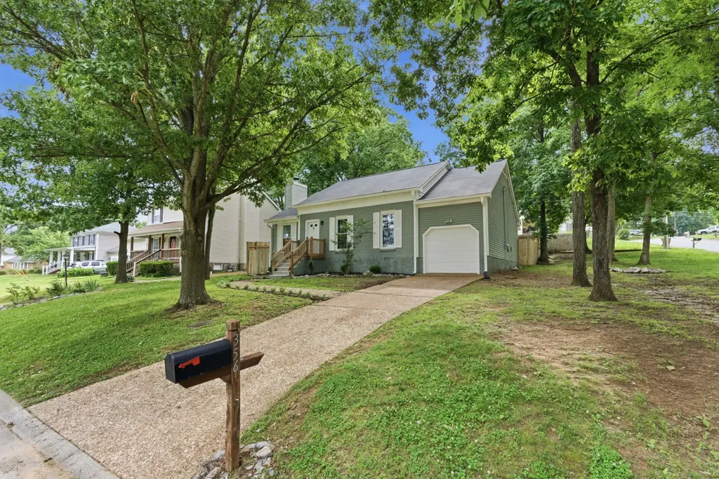 356 Cedarcliff Road Antioch TN 37013