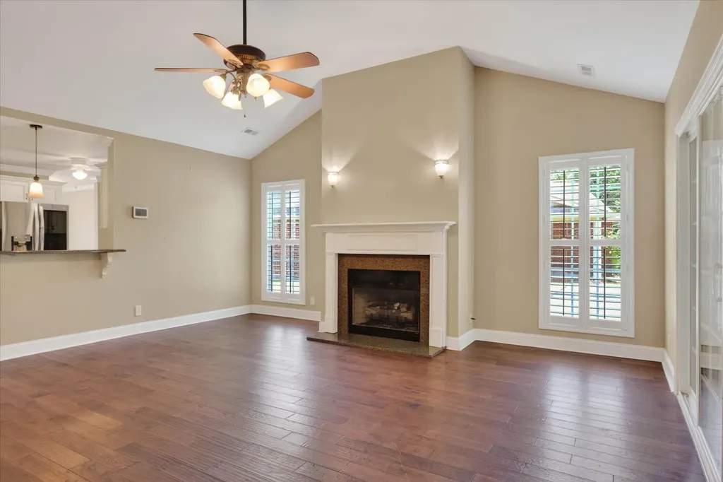 273 Turnberry Circle Clarksville TN 37043