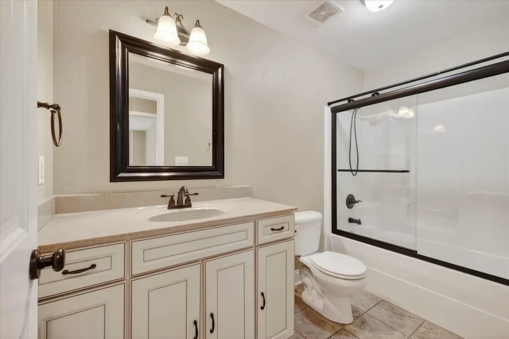 273 Turnberry Circle Clarksville TN 37043