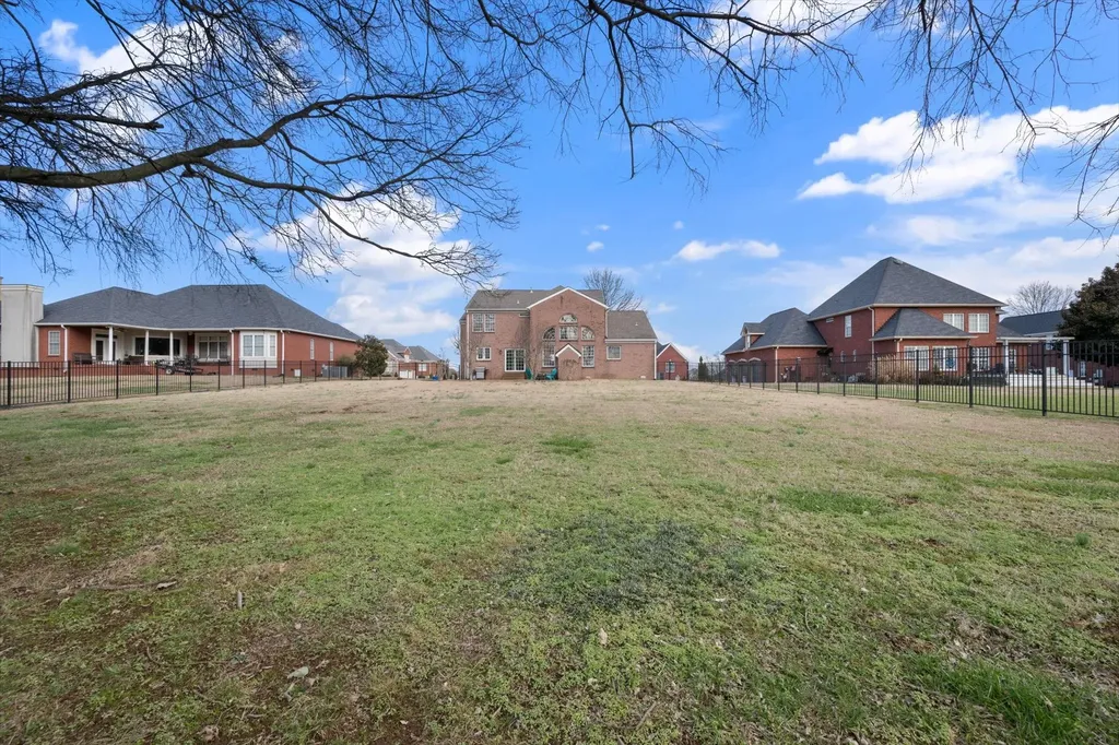 508 Five Oaks Boulevard Lebanon TN 37087