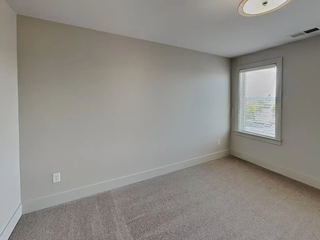6813 Charlotte Pike Nashville TN 37209