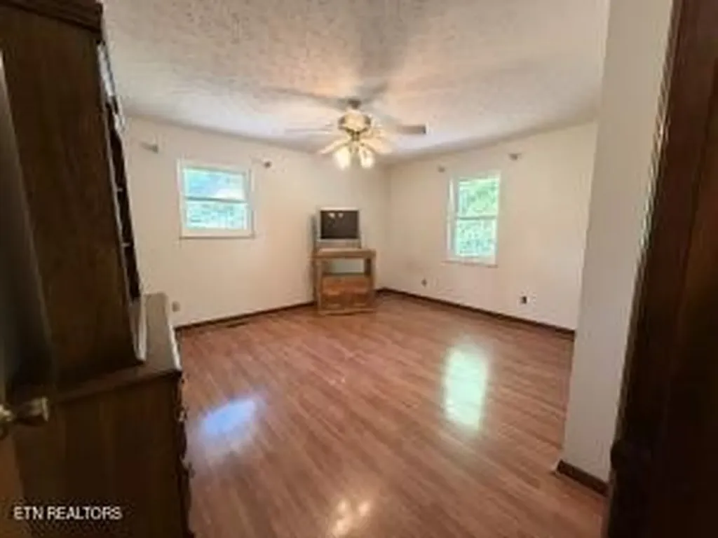 145 County Road 152 Riceville TN 37370