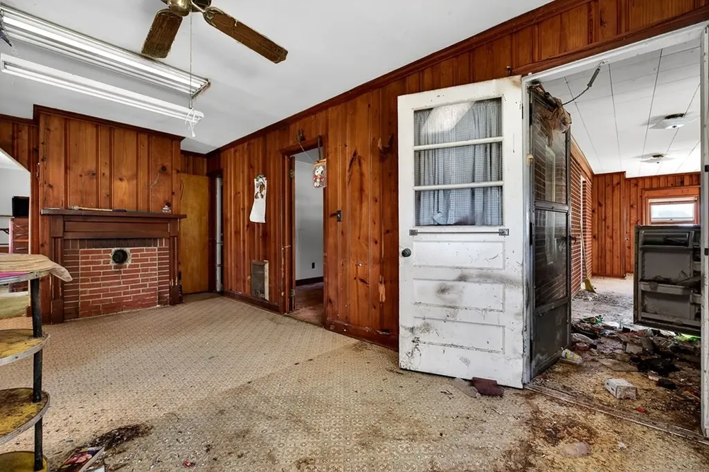 103 Hargis Lane Sparta TN 38583