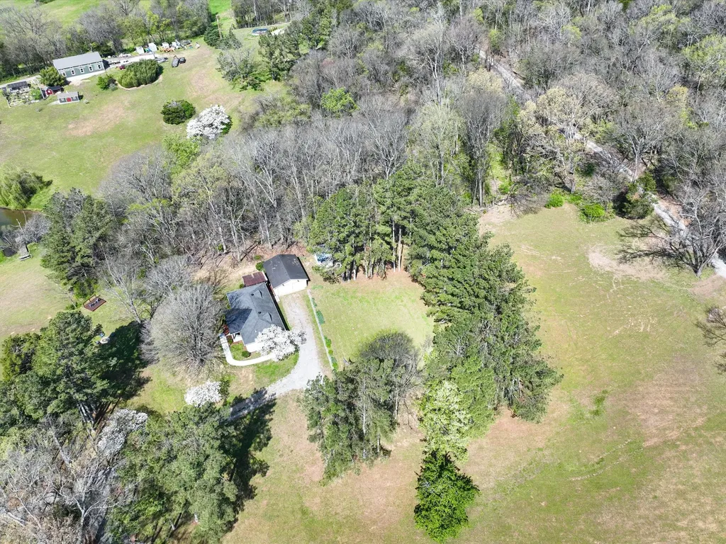 1454 Johnson Road Lewisburg TN 37091