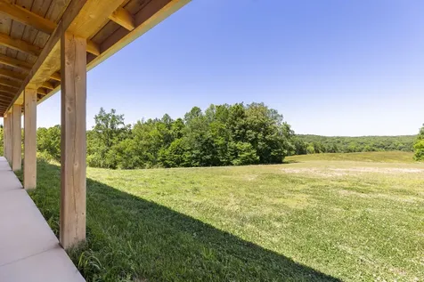 1071 Sycamore Lane Nunnelly TN 37137