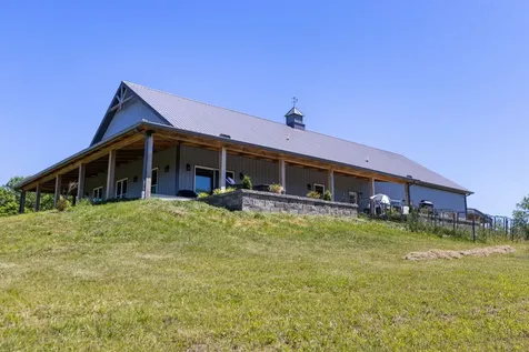 1071 Sycamore Lane Nunnelly TN 37137