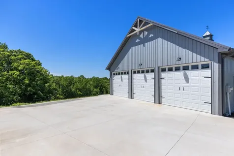 1071 Sycamore Lane Nunnelly TN 37137