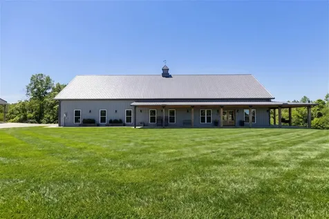 1071 Sycamore Lane Nunnelly TN 37137