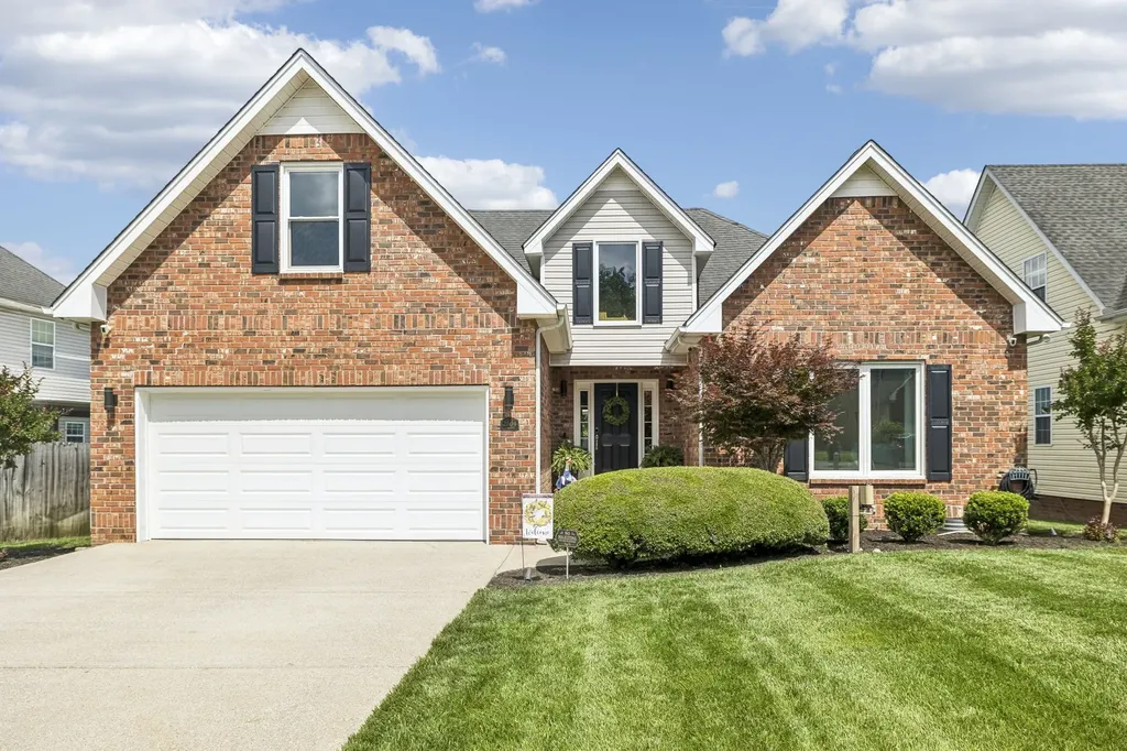 2504 Oak Hill Drive Murfreesboro TN 37130