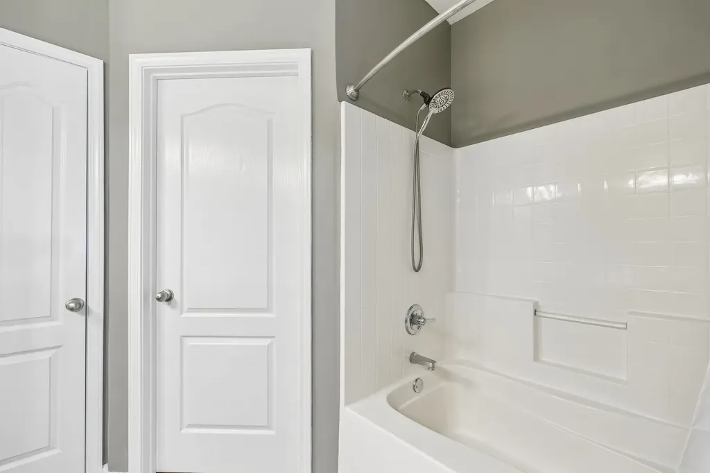 2504 Oak Hill Drive Murfreesboro TN 37130