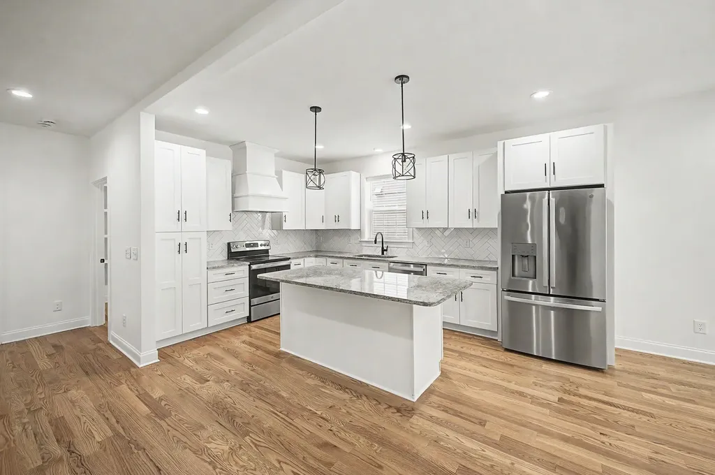 1518B Dugger Drive Nashville TN 37206