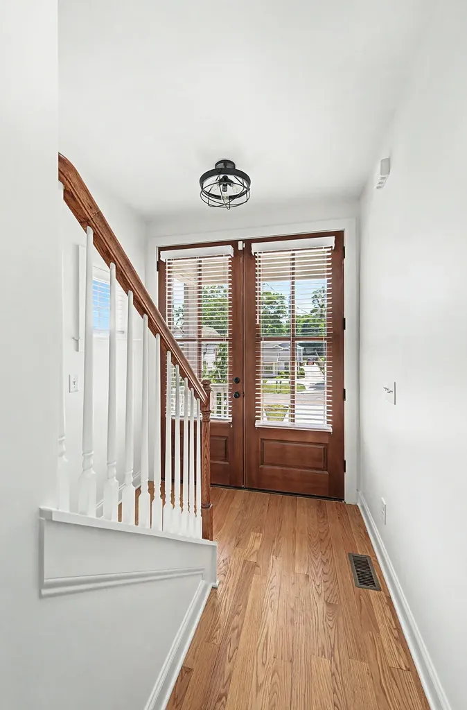 1518B Dugger Drive Nashville TN 37206