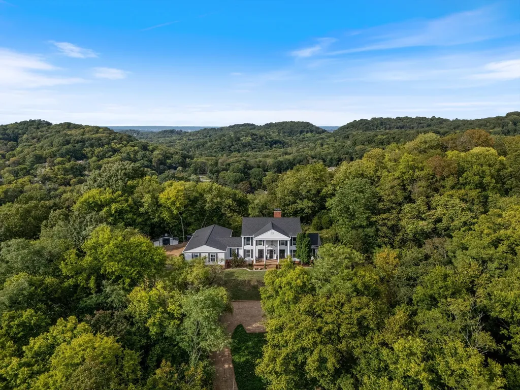 1607 Otter Creek Road Nashville TN 37215