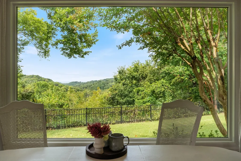 1607 Otter Creek Road Nashville TN 37215