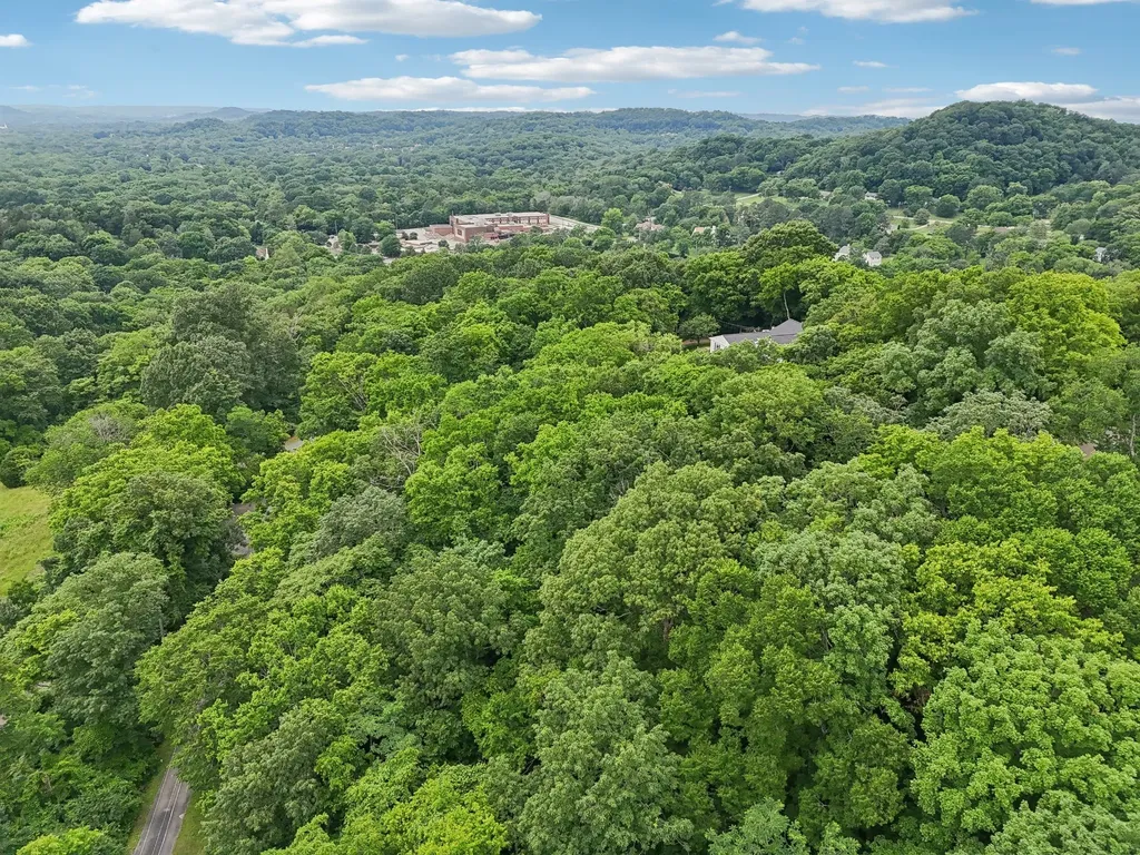1607 Otter Creek Road Nashville TN 37215