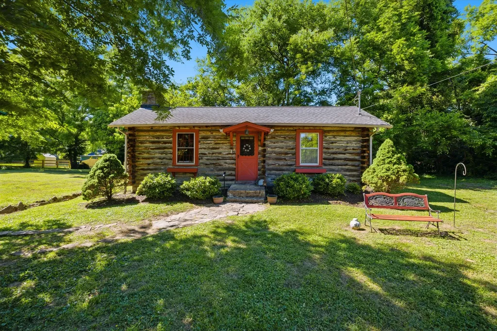 3511 Golf Street Nashville TN 37216