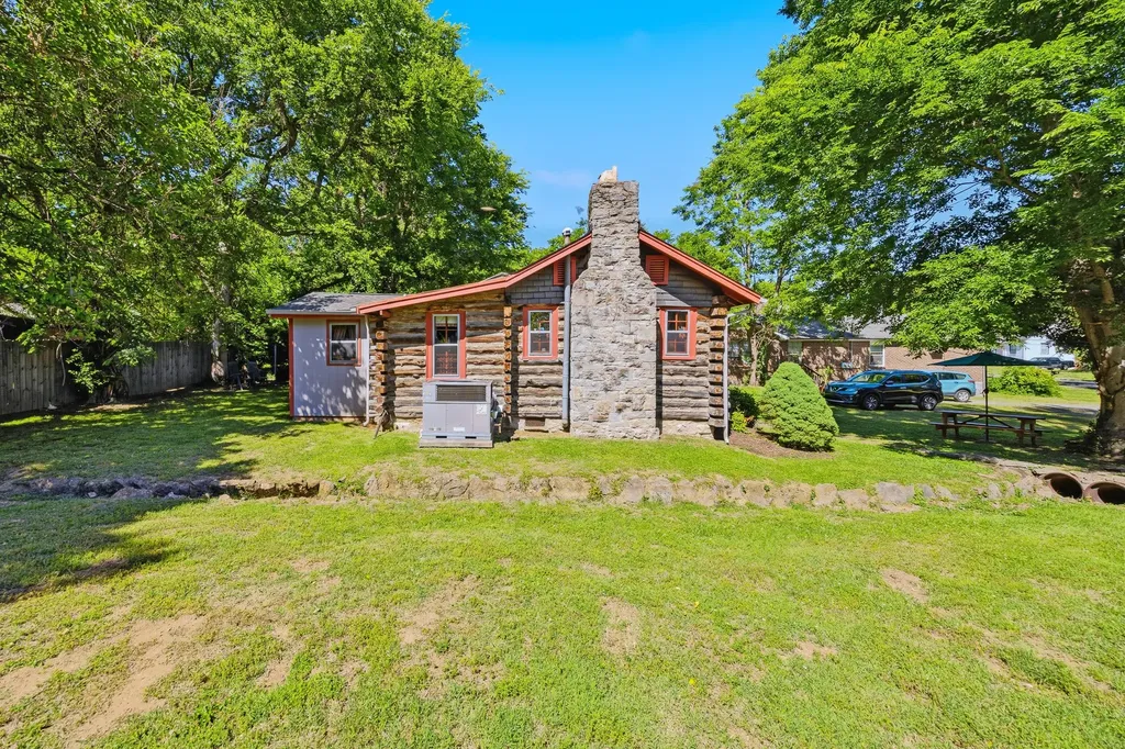 3511 Golf Street Nashville TN 37216