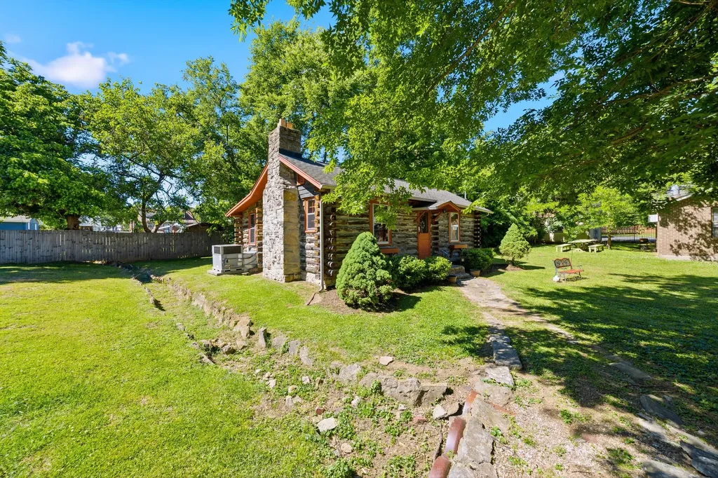 3511 Golf Street Nashville TN 37216