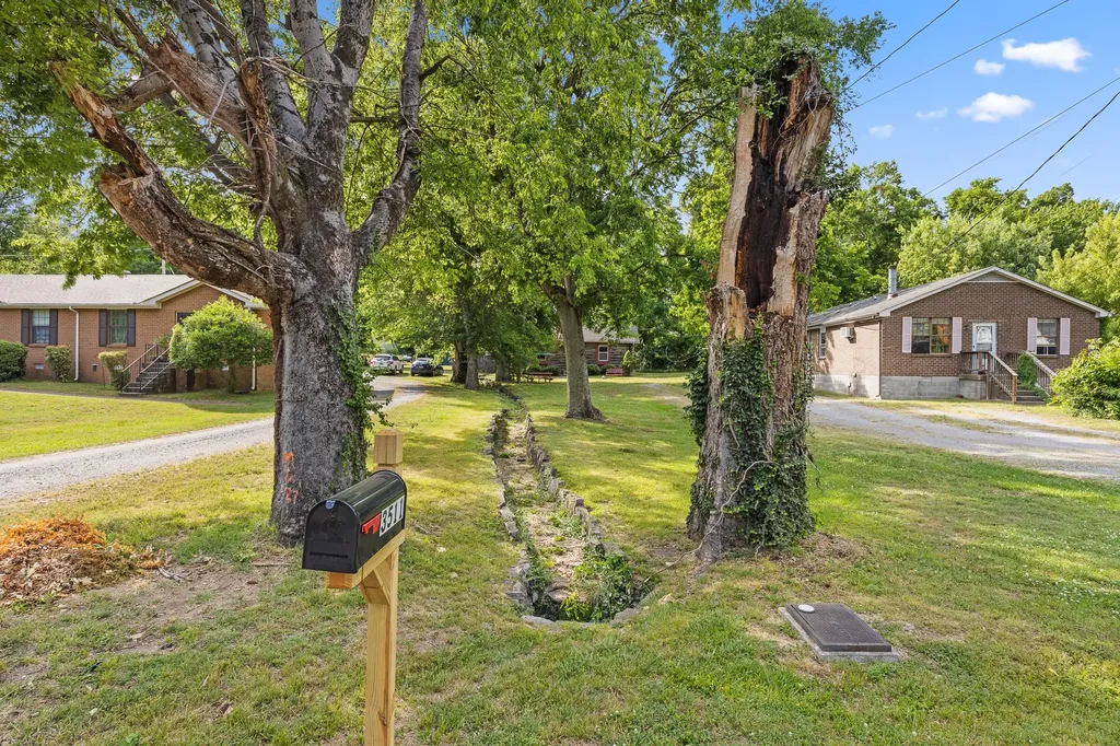 3511 Golf Street Nashville TN 37216