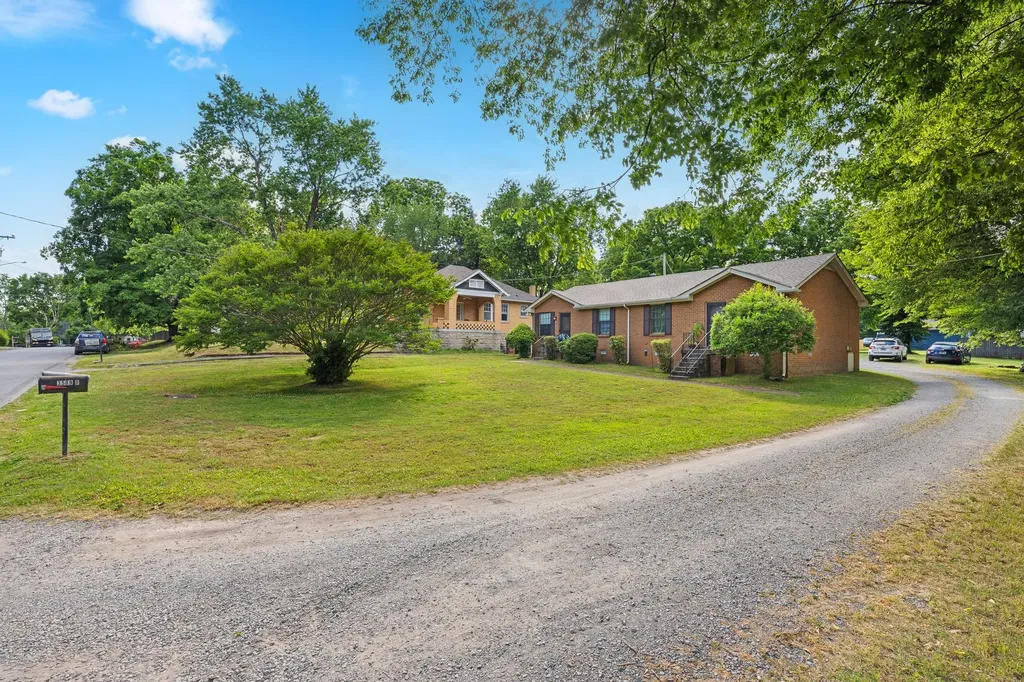 3509A Golf Street Nashville TN 37216