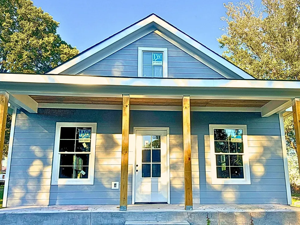 207 Scott Street Dickson TN 37055