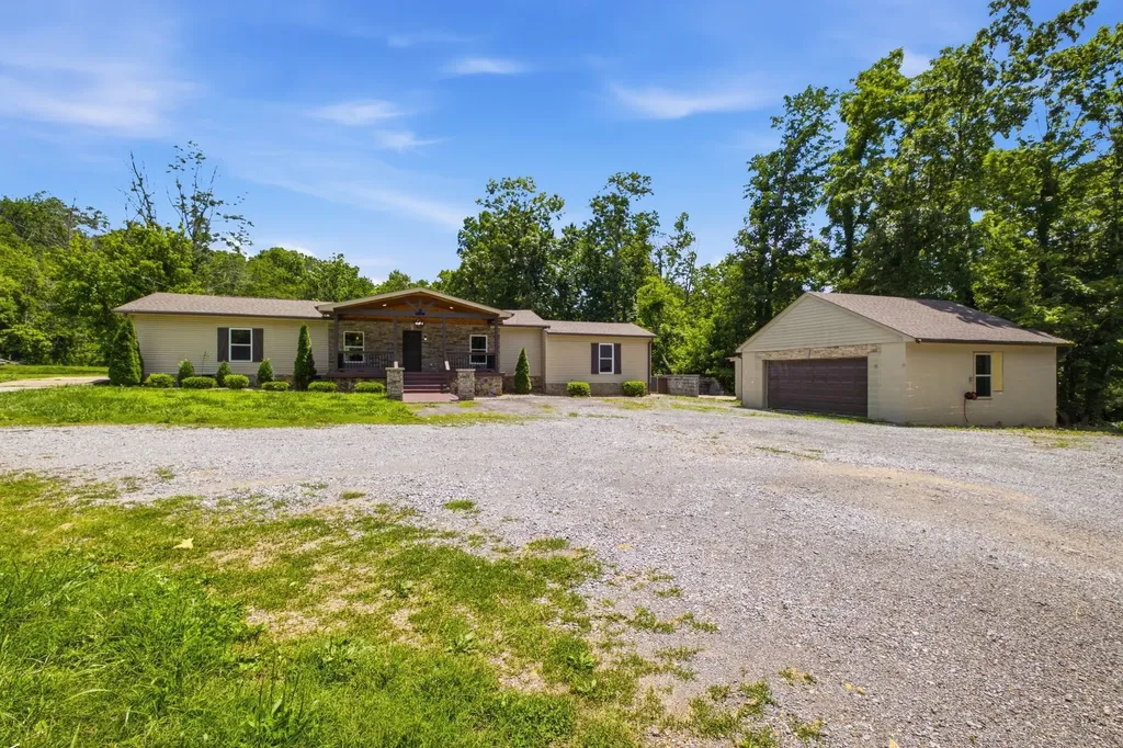 1019 Keytown Road Portland TN 37148