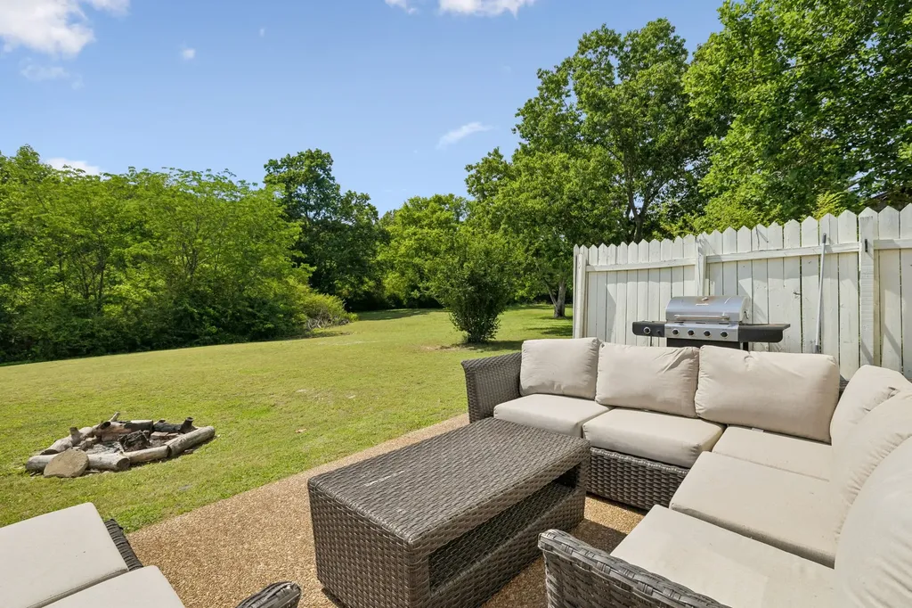 165 Harpeth View Trail Kingston Springs TN 37082