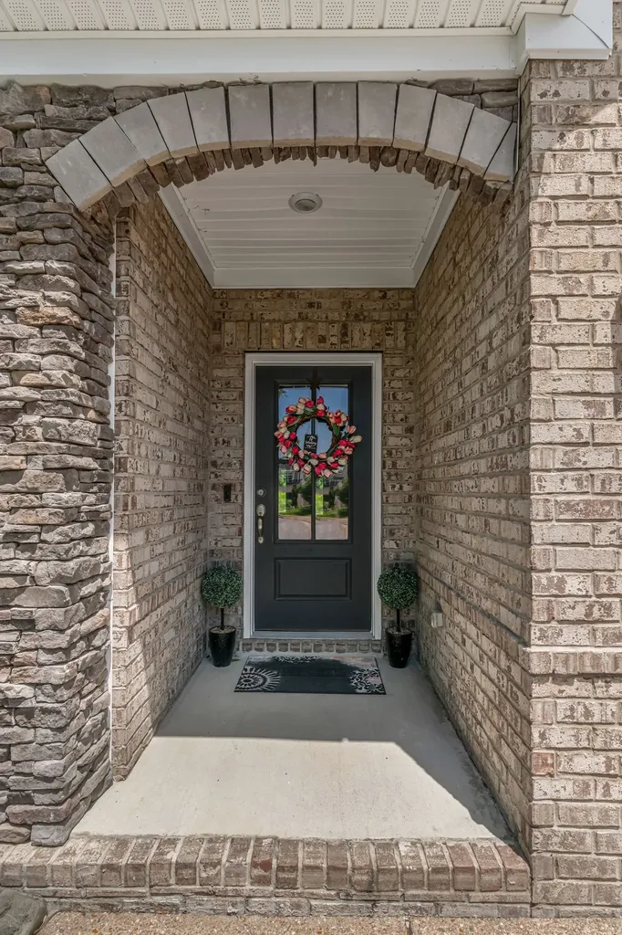 4937 Riverbank Drive Hermitage TN 37076