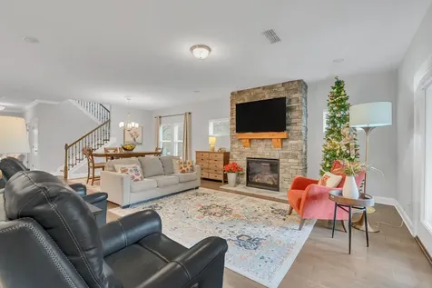 4937 Riverbank Drive Hermitage TN 37076