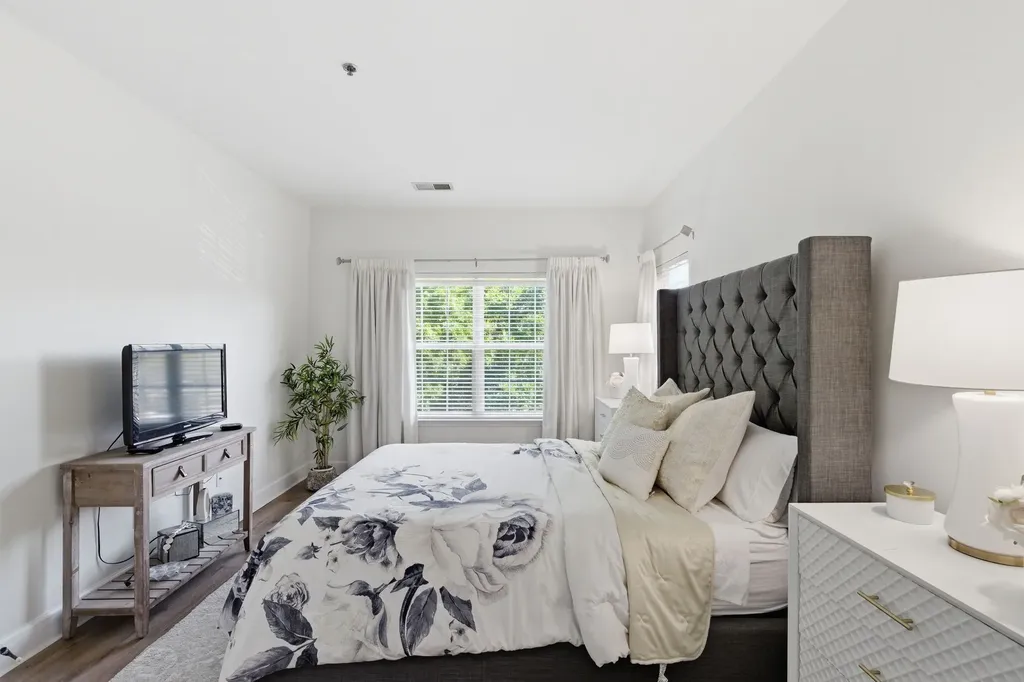7003 Lenox Village Drive Nashville TN 37211