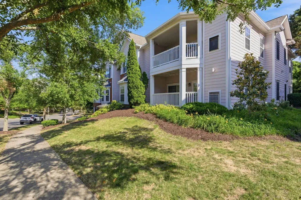 7003 Lenox Village Drive Nashville TN 37211