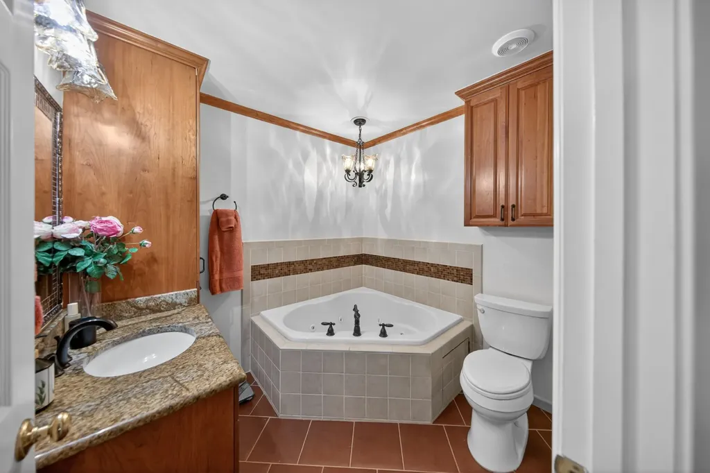 3210 Southlake Drive Nashville TN 37211